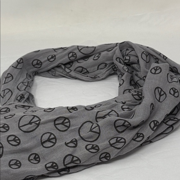 boho Gray black Peace Sign Scarf tassels 100% Rayon - Picture 4 of 5